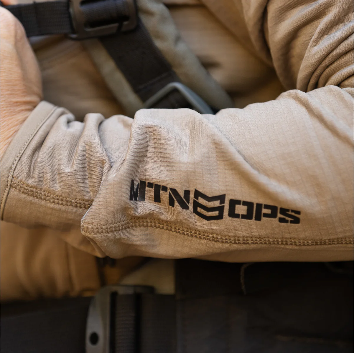 GEO GRID FLEECE 205gsm HOODIE - Image 9